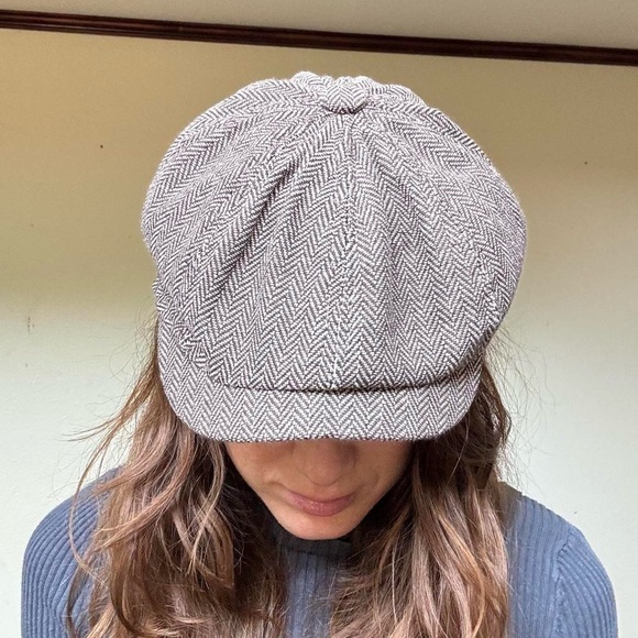 Y2K brown houndstooth newsboy cap - Picture 2 of 6